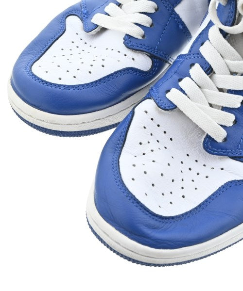NIKE รองเท้าผ้าใบ