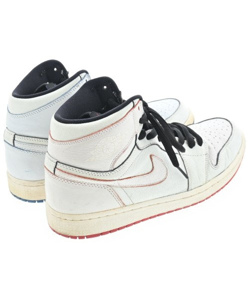 NIKE รองเท้าผ้าใบ