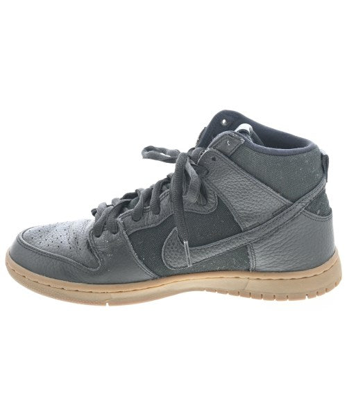 NIKE รองเท้าผ้าใบ