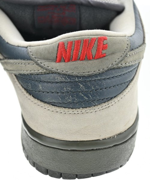 NIKE รองเท้าผ้าใบ