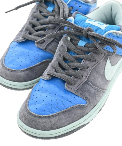 NIKE รองเท้าผ้าใบ