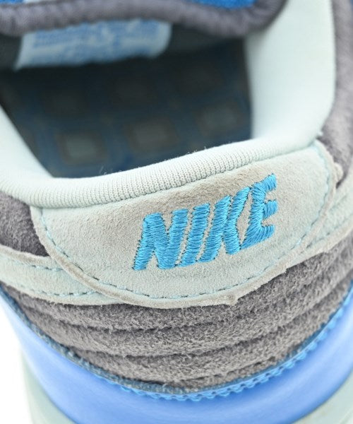 NIKE รองเท้าผ้าใบ