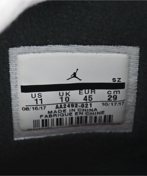 NIKE รองเท้าผ้าใบ