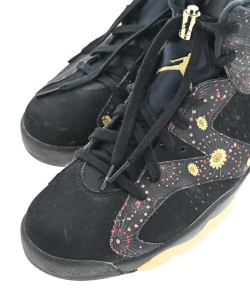 NIKE รองเท้าผ้าใบ