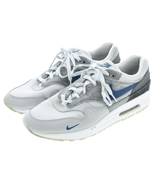 NIKE รองเท้าผ้าใบ