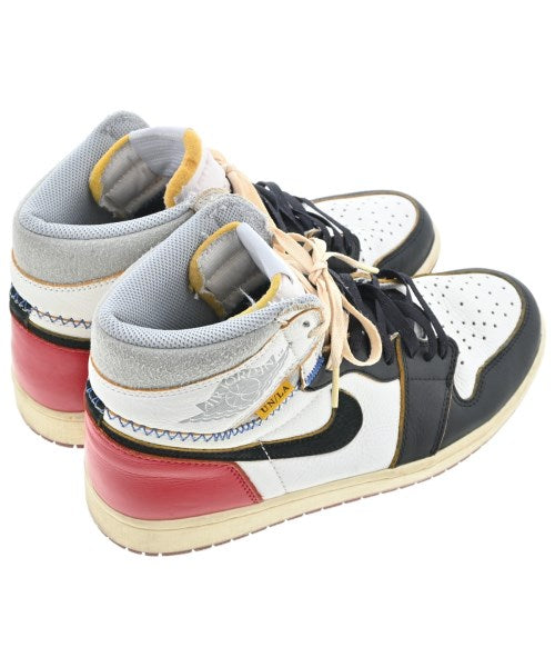 NIKE รองเท้าผ้าใบ