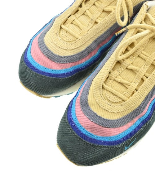NIKE รองเท้าผ้าใบ