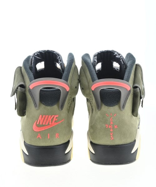 NIKE รองเท้าผ้าใบ