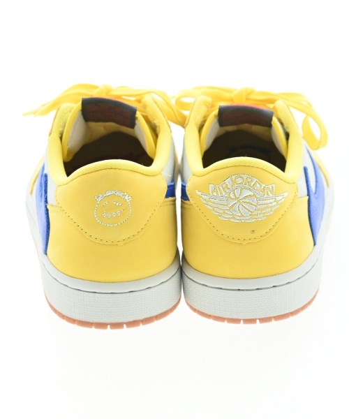 NIKE รองเท้าผ้าใบ