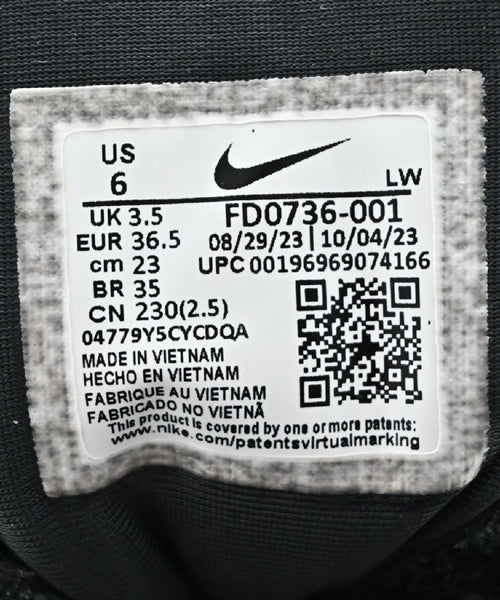 NIKE รองเท้าผ้าใบ