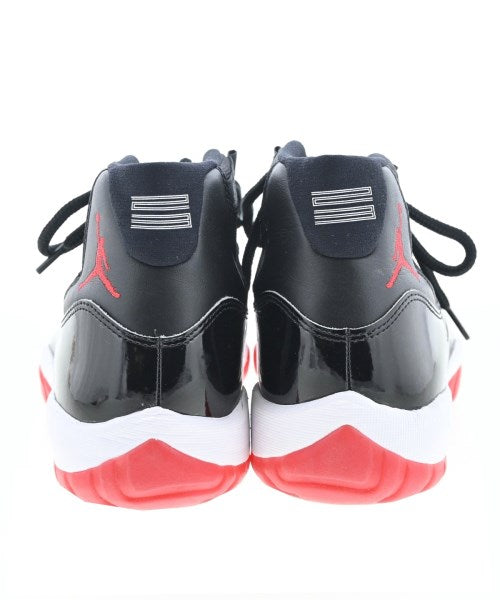 NIKE รองเท้าผ้าใบ