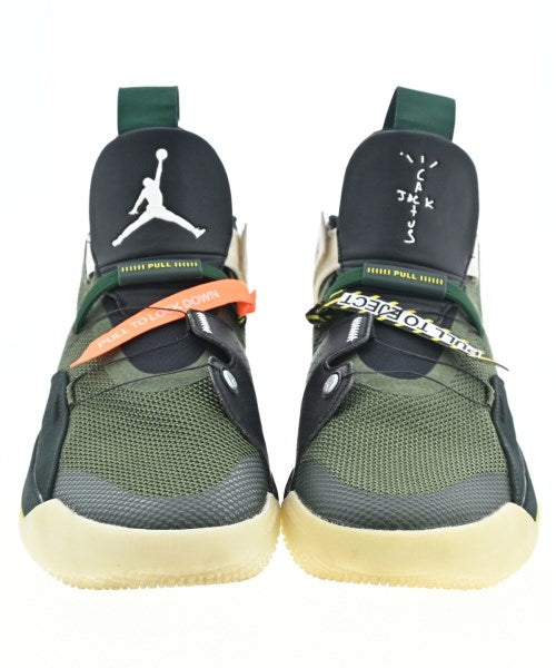 NIKE รองเท้าผ้าใบ