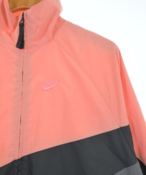 NIKE แจ็คเก็ตเบลาส์