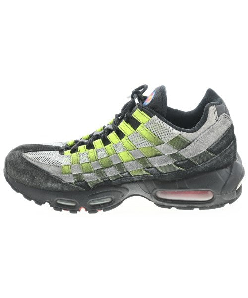 NIKE รองเท้าผ้าใบ