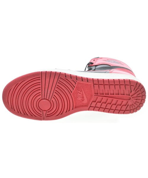 NIKE รองเท้าผ้าใบ