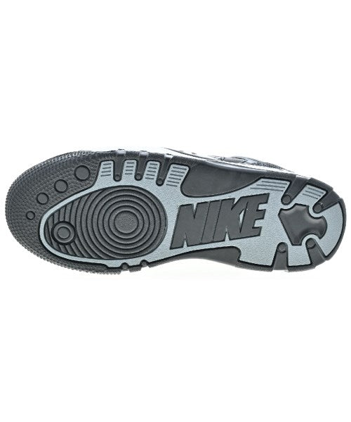 NIKE รองเท้าผ้าใบ