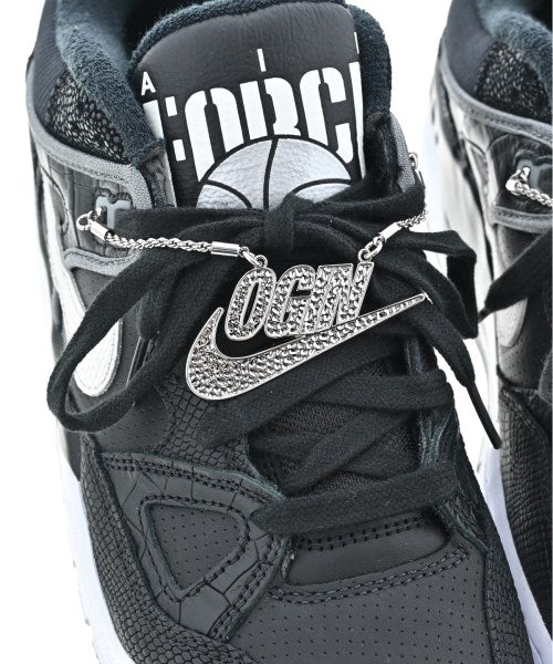 NIKE รองเท้าผ้าใบ