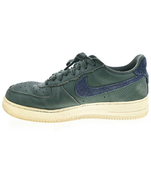 NIKE รองเท้าผ้าใบ