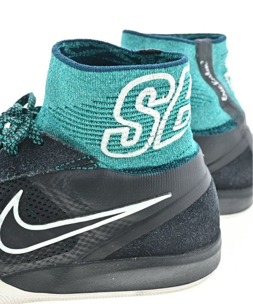 NIKE รองเท้าผ้าใบ