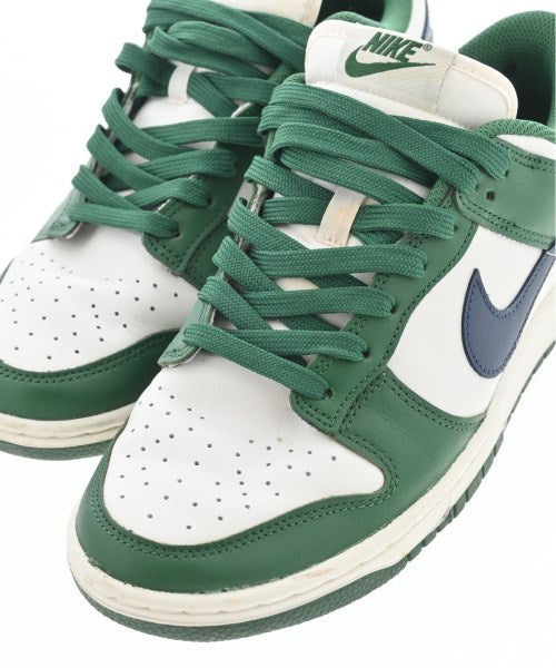 NIKE รองเท้าผ้าใบ