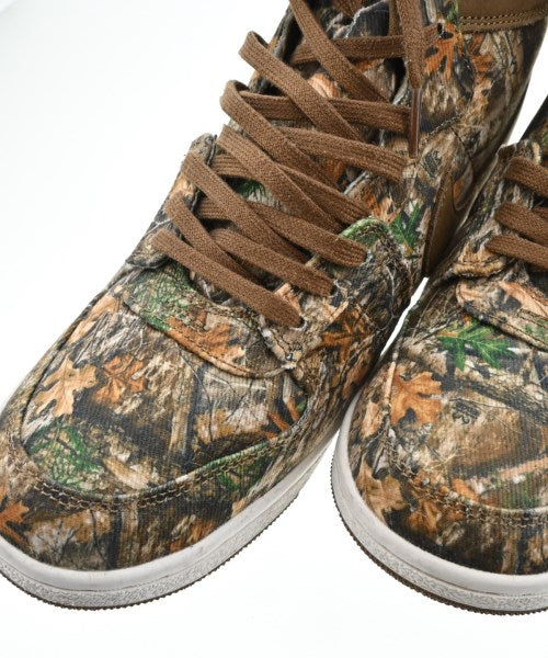 NIKE รองเท้าผ้าใบ