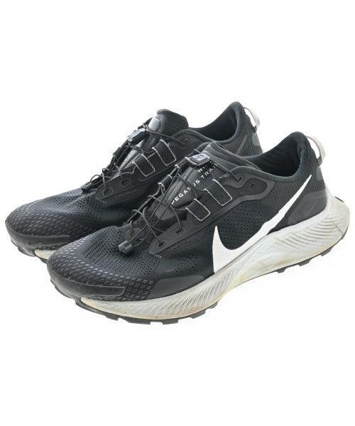 NIKE รองเท้าผ้าใบ