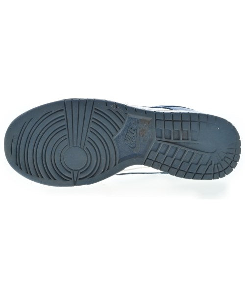 NIKE รองเท้าผ้าใบ