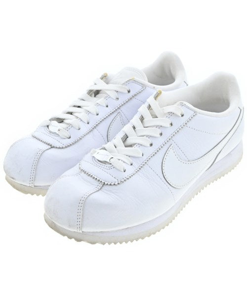 NIKE รองเท้าผ้าใบ