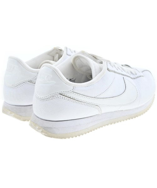 NIKE รองเท้าผ้าใบ