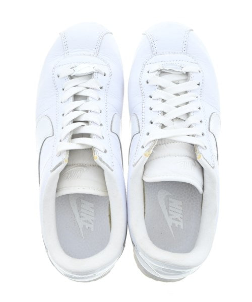 NIKE รองเท้าผ้าใบ