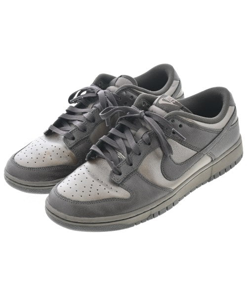 NIKE รองเท้าผ้าใบ