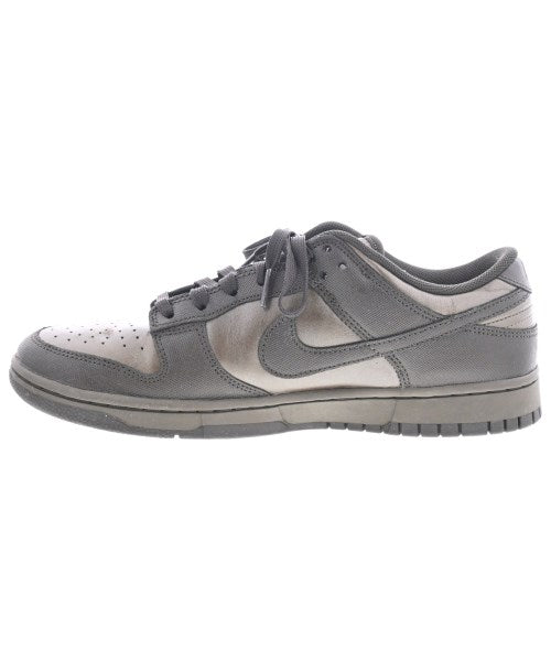 NIKE รองเท้าผ้าใบ