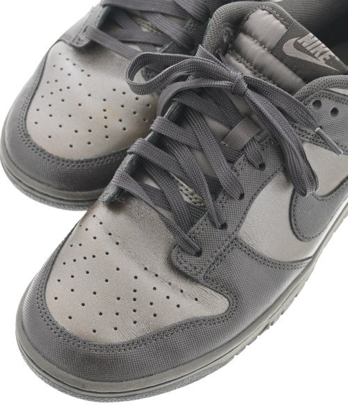NIKE รองเท้าผ้าใบ