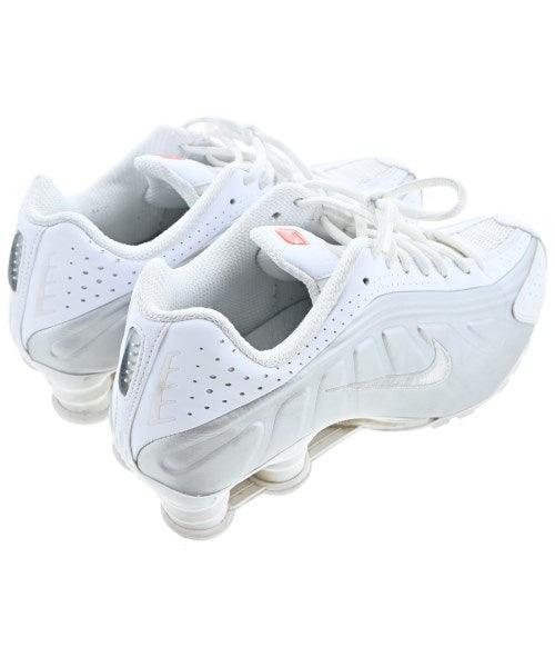 NIKE รองเท้าผ้าใบ