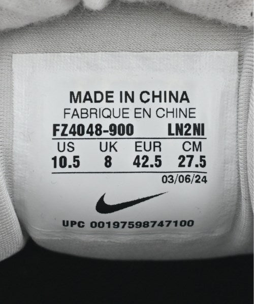 NIKE รองเท้าผ้าใบ