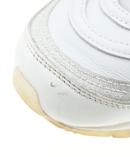 NIKE รองเท้าผ้าใบ