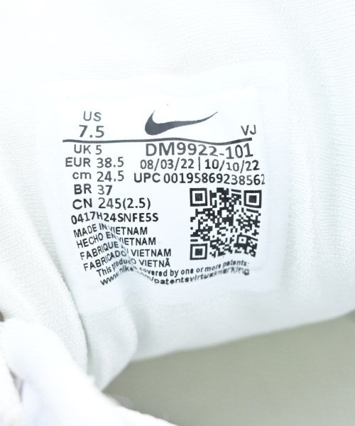 NIKE รองเท้าผ้าใบ