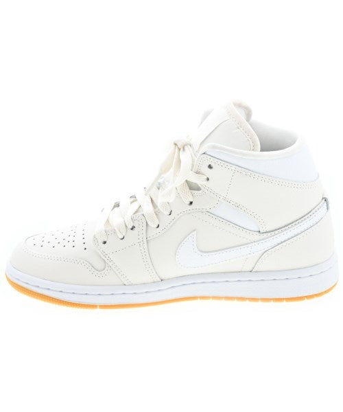 NIKE รองเท้าผ้าใบ