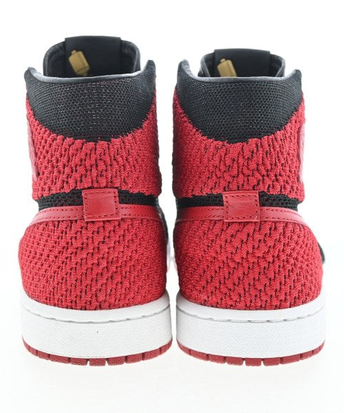 NIKE รองเท้าผ้าใบ