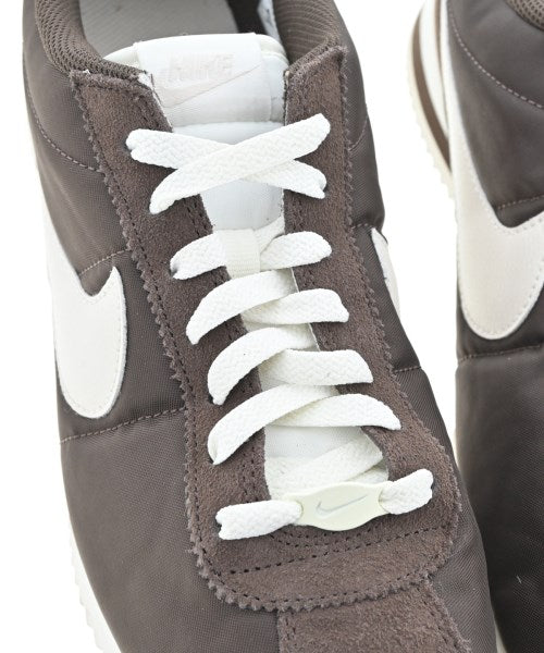 NIKE รองเท้าผ้าใบ