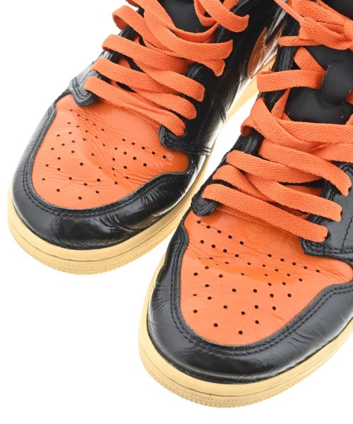 NIKE รองเท้าผ้าใบ