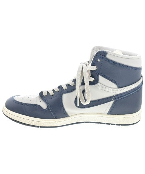NIKE รองเท้าผ้าใบ