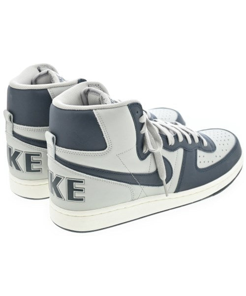 NIKE รองเท้าผ้าใบ