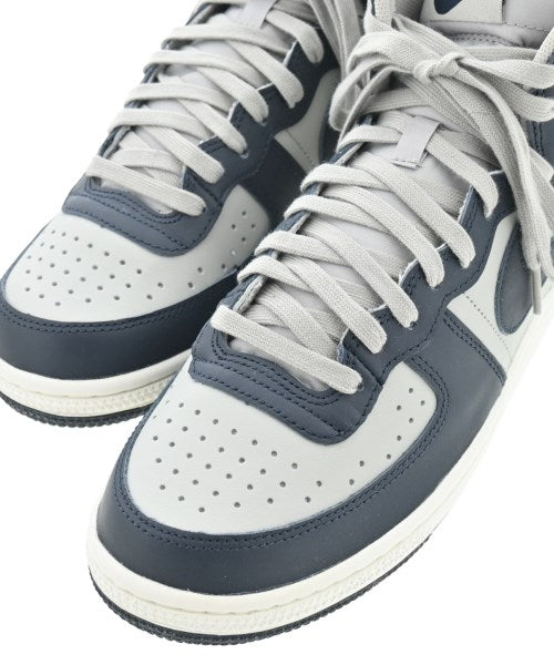 NIKE รองเท้าผ้าใบ