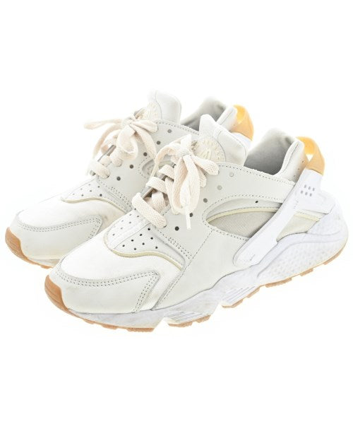 NIKE รองเท้าผ้าใบ