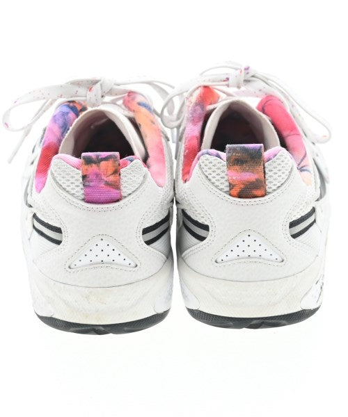 NIKE รองเท้าผ้าใบ