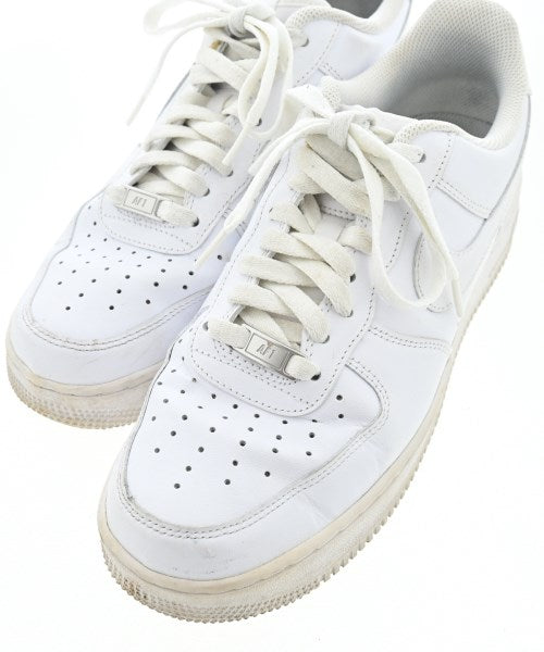 NIKE รองเท้าผ้าใบ