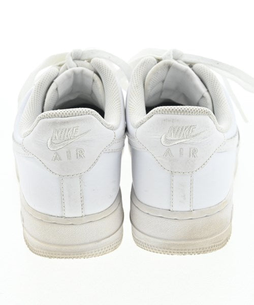 NIKE รองเท้าผ้าใบ