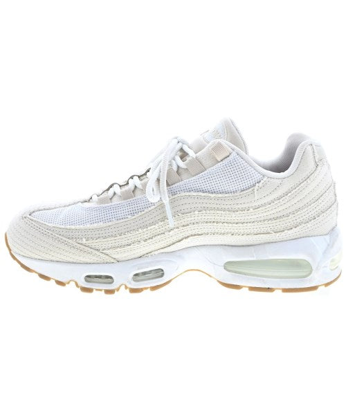 NIKE รองเท้าผ้าใบ
