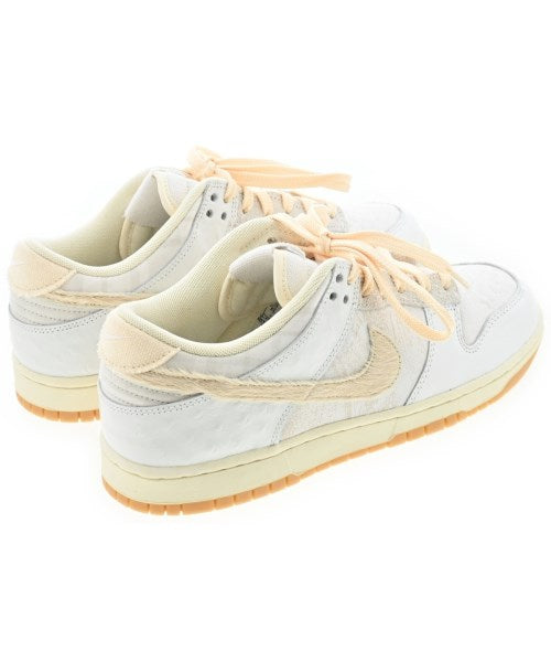 NIKE รองเท้าผ้าใบ